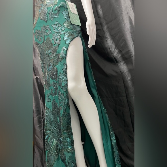 B. Smart - NWT’s Womens Formal Long Dress Sz Sm - Picture 6 of 13